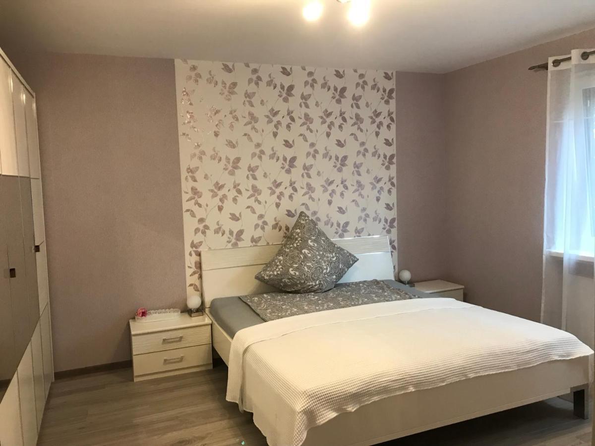 3 -Zimmer Wohnung Im Zentrum Бад Нендорф Екстериор снимка